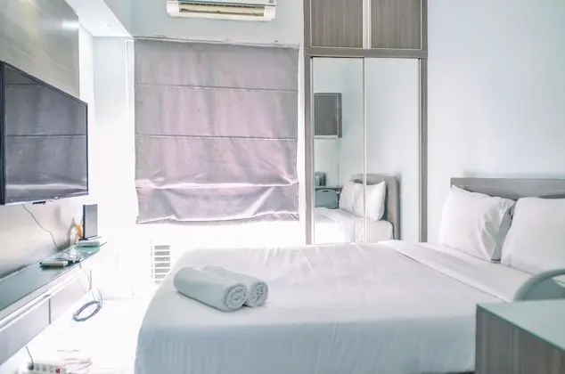 Homey And Simple Studio At Serpong Greenview Apartment - Oda