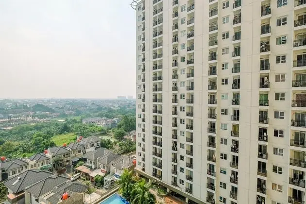 Homey And Simply 2Br Apartment At Cinere Resort