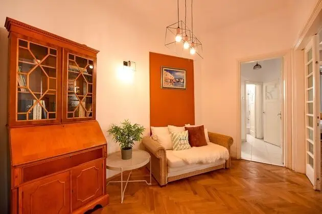 Homey - Strada Ion Brezoianu 11 - Öne Çıkan Resim