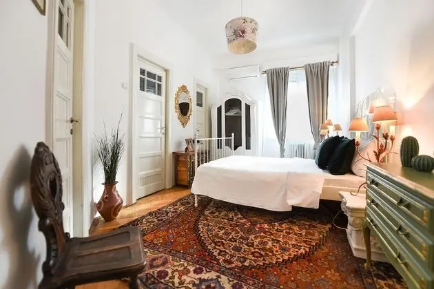 Homey - Strada Ion Brezoianu 9 - Öne Çıkan Resim