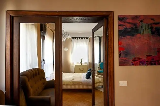 Homey - Strada Sfintii Apostoli 40 - İç Mekan