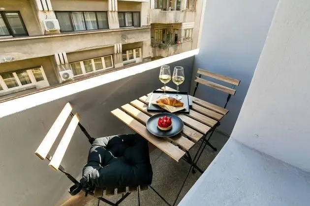 Homey - Strada Sfintilor 5