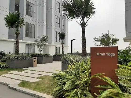 Homey Studio Apartment at M-Town Residence near Summarecon Mall Serpong - Dış Mekan