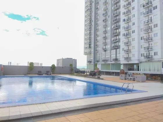 Homey Studio @ Park View Condominium Apartment