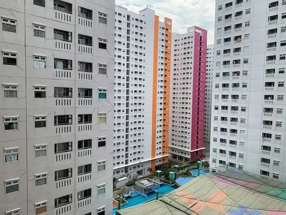 Homey And Tidy Studio At Green Pramuka City Apartment
