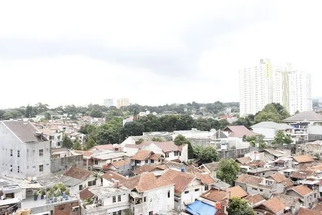 Homey and Tranquil 2BR Apartment at Galeri Ciumbuleuit 2