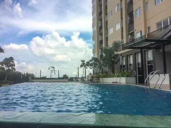 Homey and Warm Studio Apartment Oasis Cikarang
