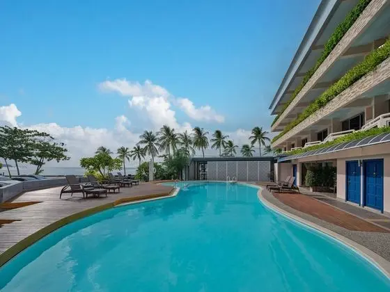 Homm Bliss Southbeach Patong - Havuz
