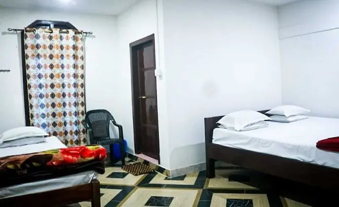 Homocation - Manorama Lodge - Oda