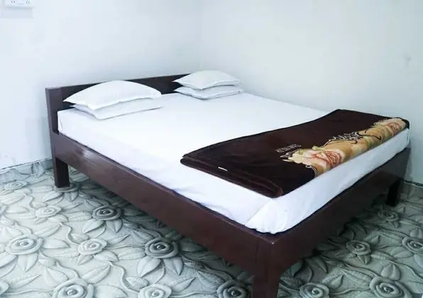 Homocation - Manorama Lodge - Oda