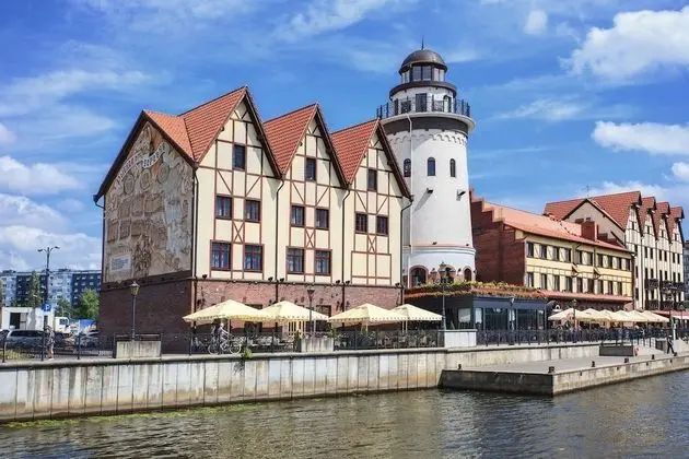 Honey bridge Hotel