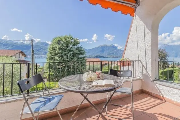 Honey Lake House Lierna