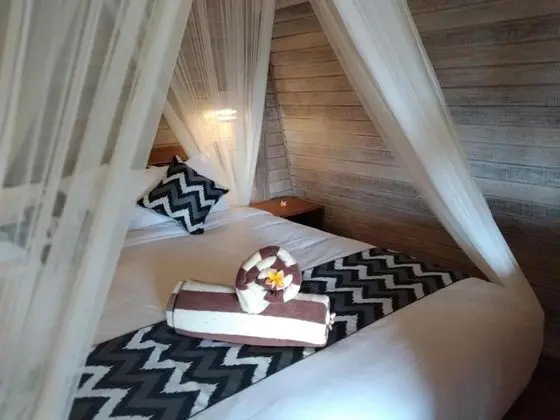Honeybee Hut Lembongan - Oda