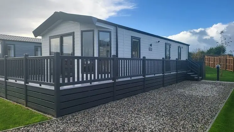 Honeycomb Lodge - Dış Mekan