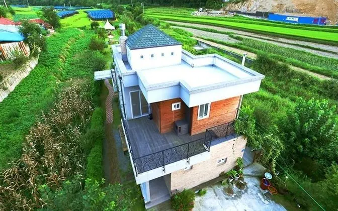 Hongcheon Platy Pension