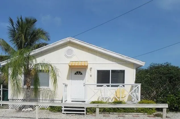 Hoopers Bay Villas