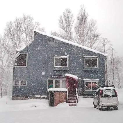 Hooting Owl Lodge