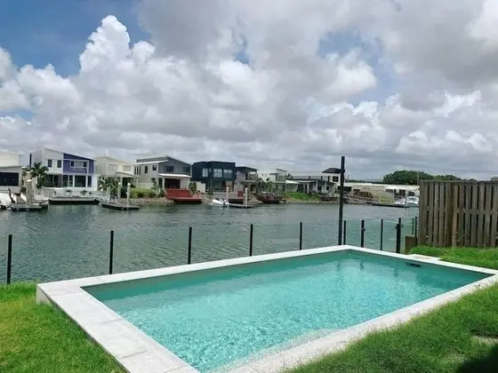Hope Island Water Front House - Havuz