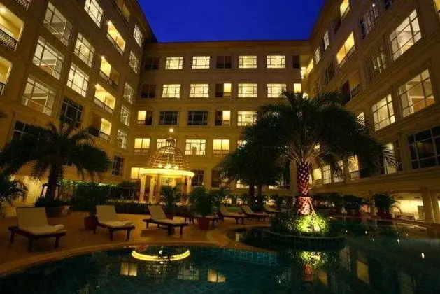 Hope Land Hotel & Executive Residence
