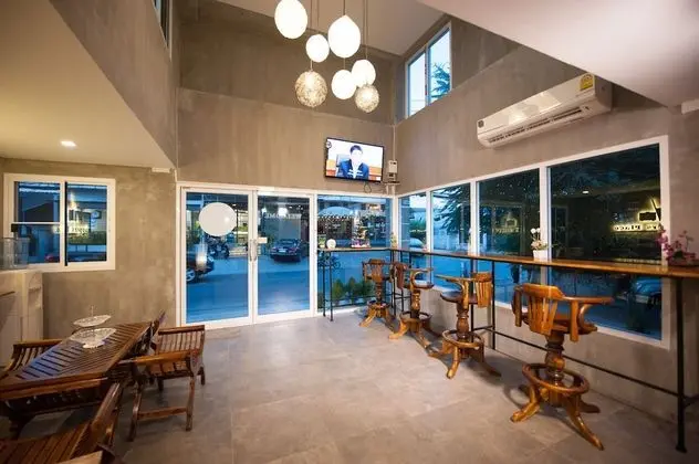 Hoppers Place Donmuang Room - Lobi