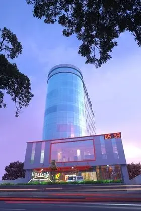 Horison Nindya Semarang