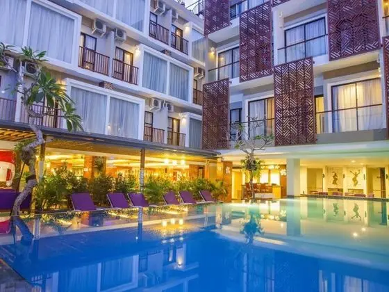 Horison Seminyak - Genel