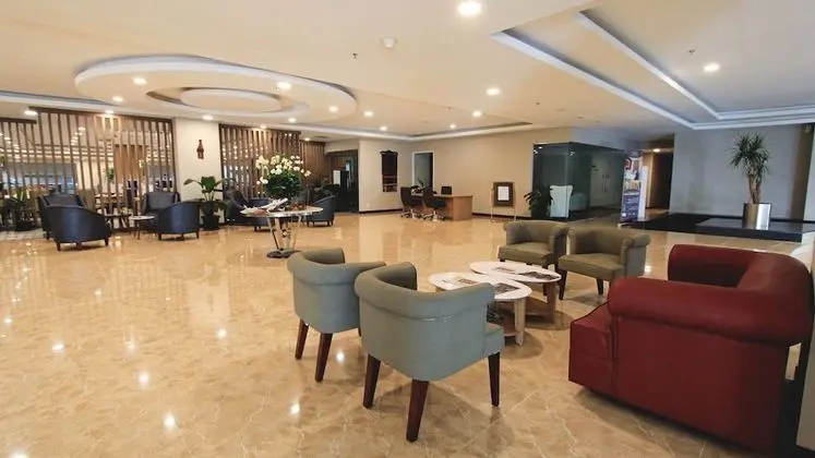 Horison Sky Kualanamu - CHSE Certified - Dış Mekan