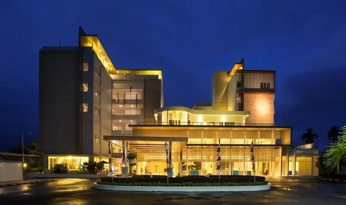 Horison Ultima Timika