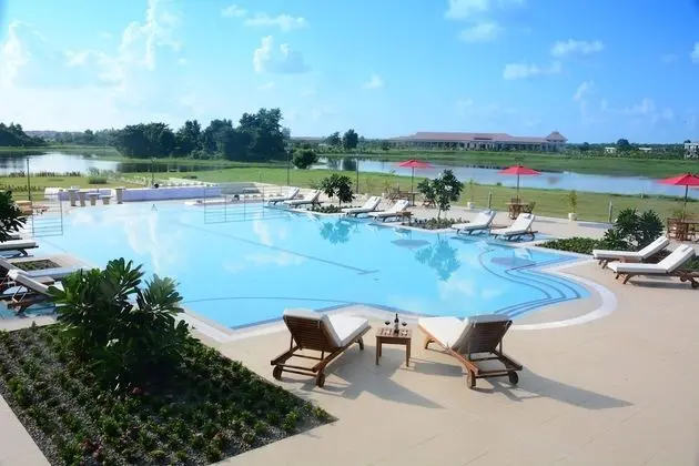 Horizon Lake View Resort Hotel