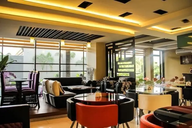 The horizon suites and arcade - Yerinde Yemek
