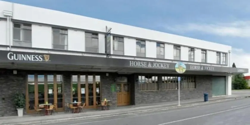 Horse and Jockey Inn