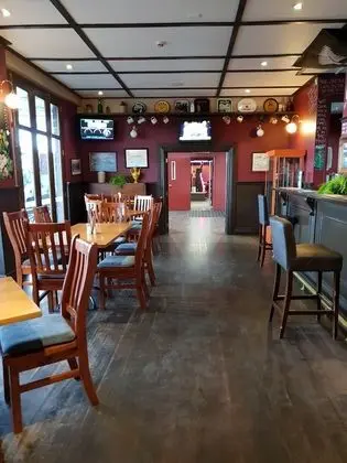 Horse and Jockey Inn - Yerinde Yemek