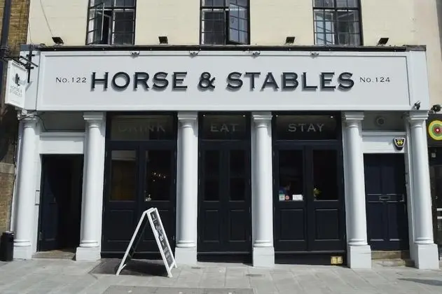 The Horse & Stables