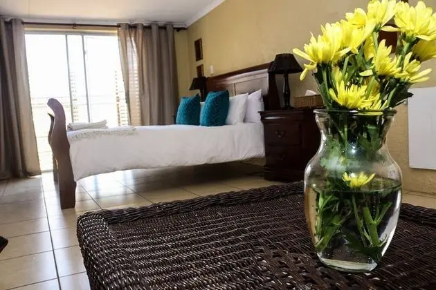 Horse's Neck Guest Lodge - Oda