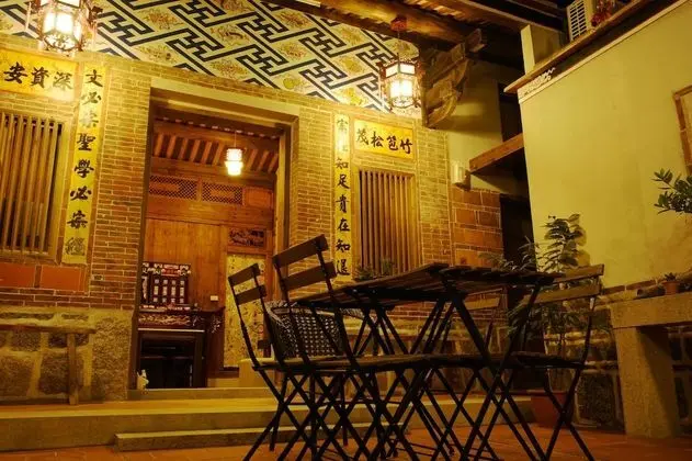 Horseshoe Crab Cottage