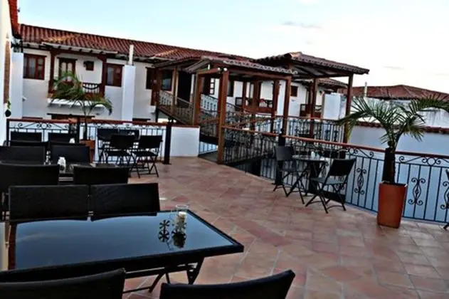 Hospedería Villa de Los Saenz - Yerinde Yemek
