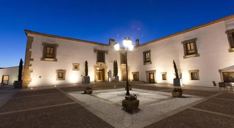 Hospes Palacio de Arenales & SPA