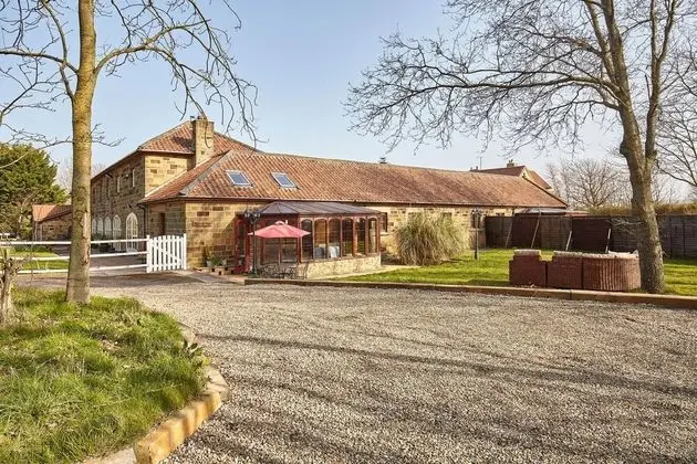 Host Stay The Arches Cottage