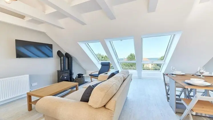 Host Stay Castle View