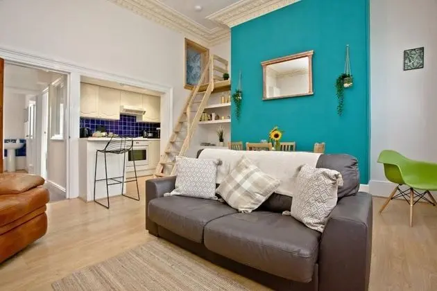 Host Stay Durnford Street