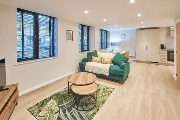 Host Stay Fern in York