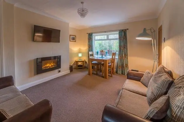 Host Stay No 5 Poppy Cottage