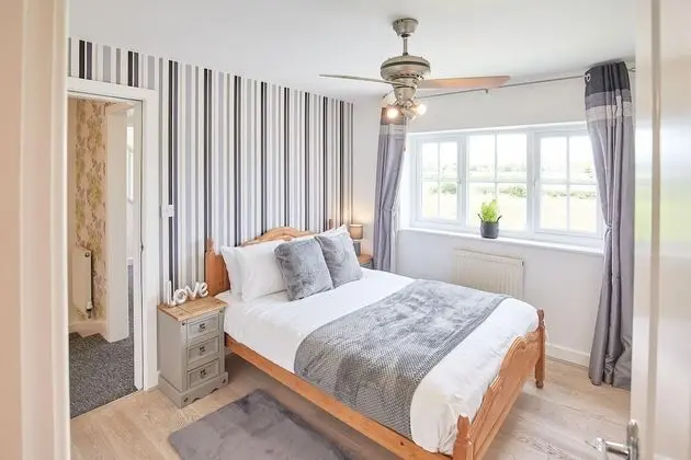 Host Stay Overcarr House