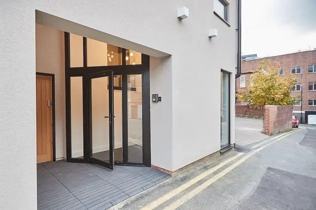 Host Stay Oxford House