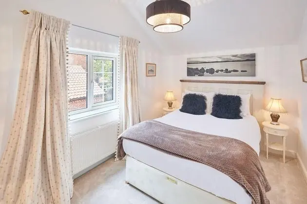 Host Stay Rose Cottage