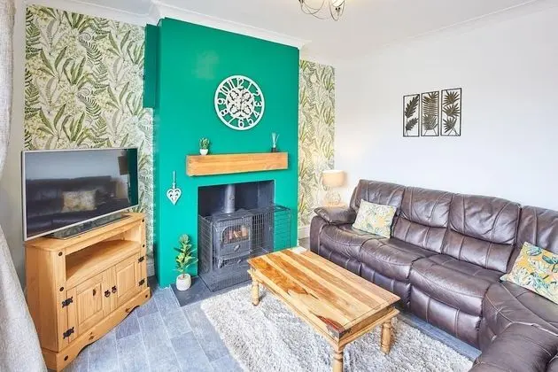 Host Stay Seagull Cottage