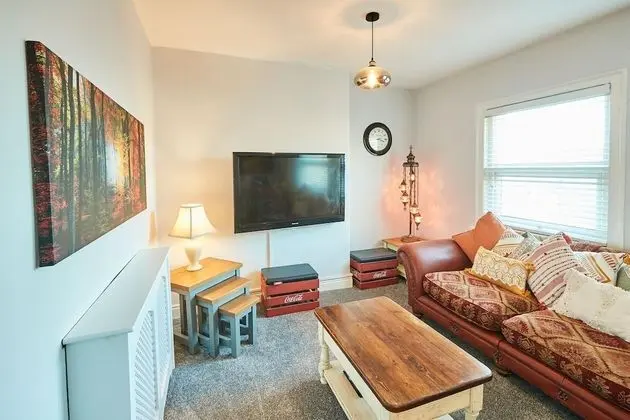 Host Stay Seas The Day