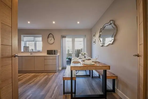Host Stay Sunflower Cottage - Oda