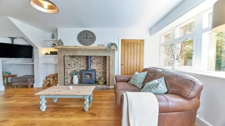 Host Stay Waterleap Cottage