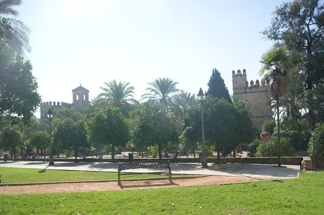 Hostal Alcazar I